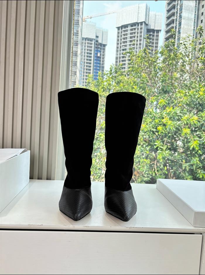 20251128172612789 410